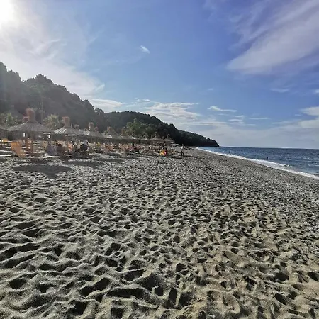 Semesterbostad Rhea Panorama Sea View House *