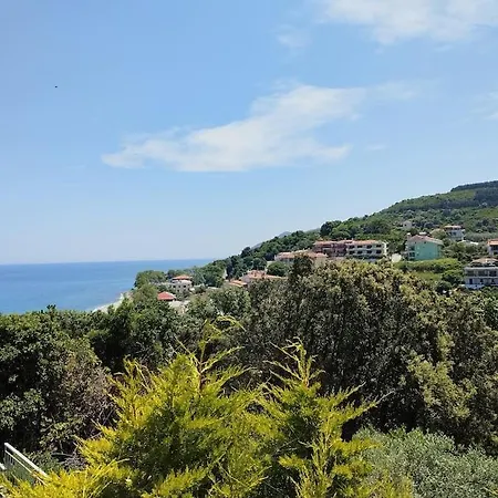 Rhea Panorama Sea View House *